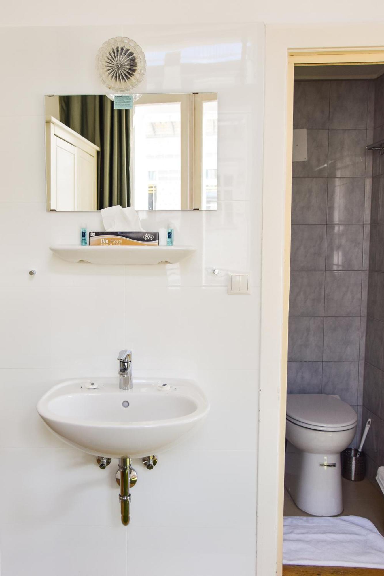 Pension Riedl Viena Quarto foto
